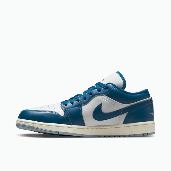 Air Jordan 1 Low SE Industrial Blue